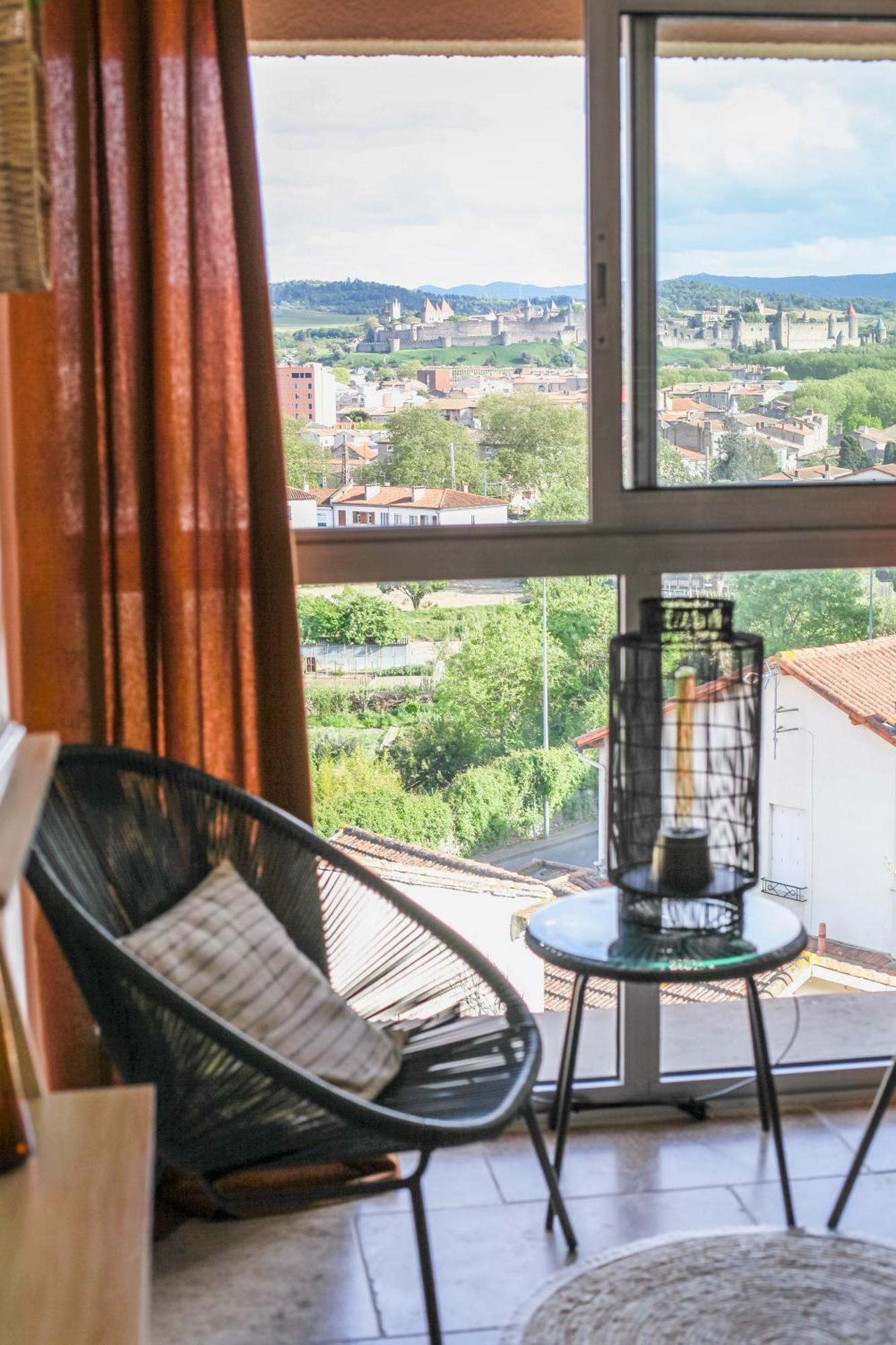Studio avec parking vue sur la Cité de Carcassonne Extérieur photo